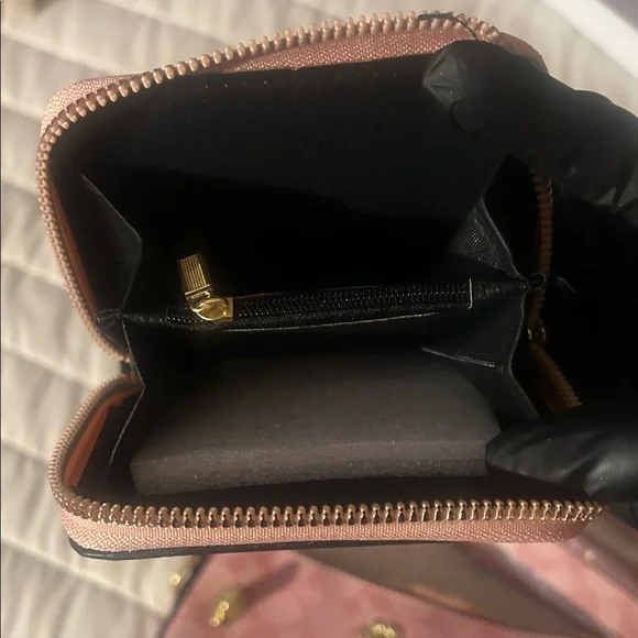 Coach Pink Signature Pattern Bag Set - Picture 9 of 12